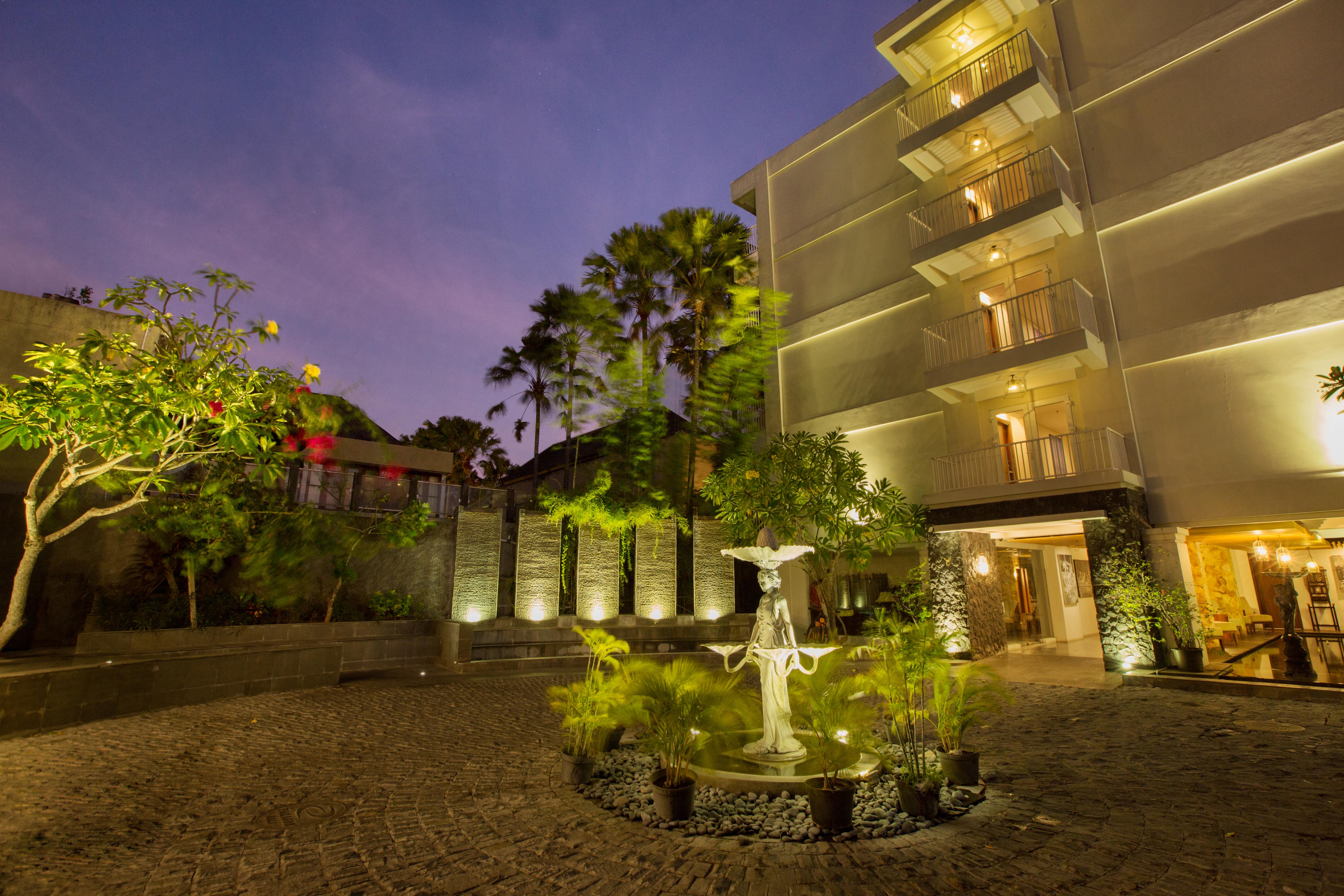 Paragon Hotel Seminyak Dış mekan fotoğraf